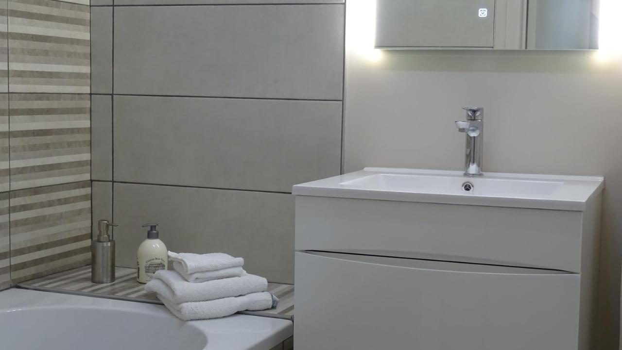Cote Grange Hotel Турне Екстериор снимка
