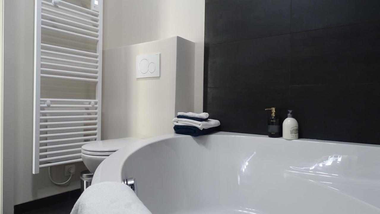 Cote Grange Hotel Турне Екстериор снимка