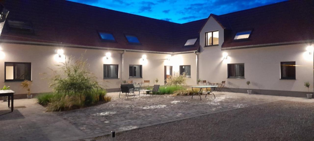 Cote Grange Hotel Турне Екстериор снимка