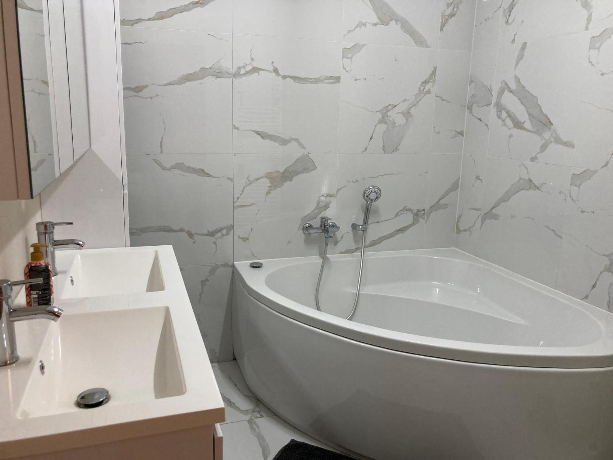 Cote Grange Hotel Турне Екстериор снимка