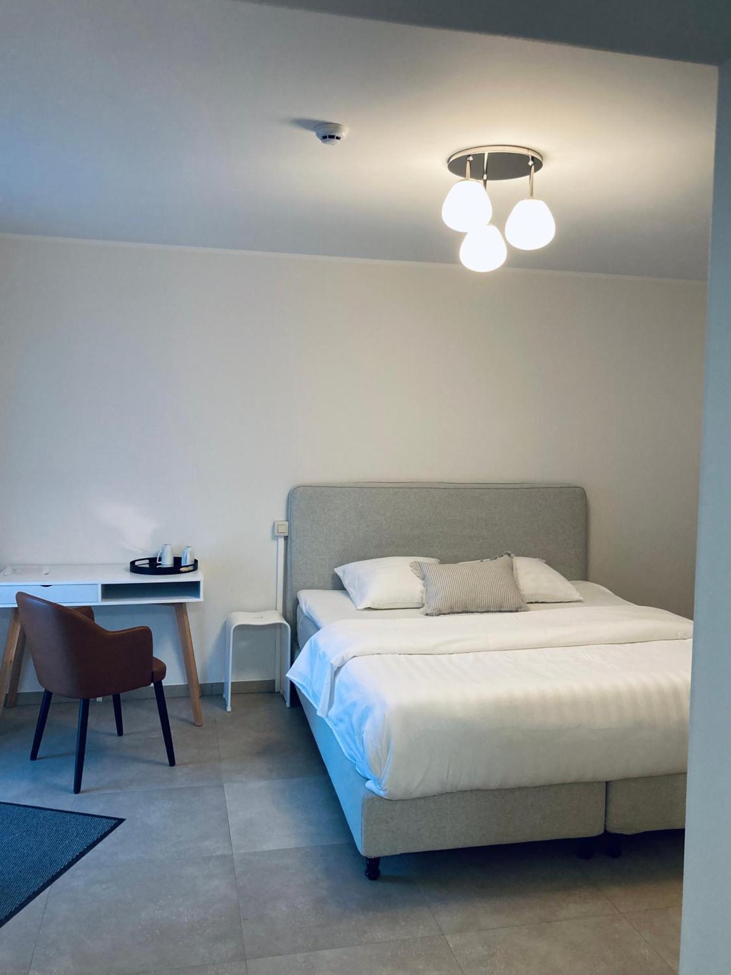 Cote Grange Hotel Турне Екстериор снимка