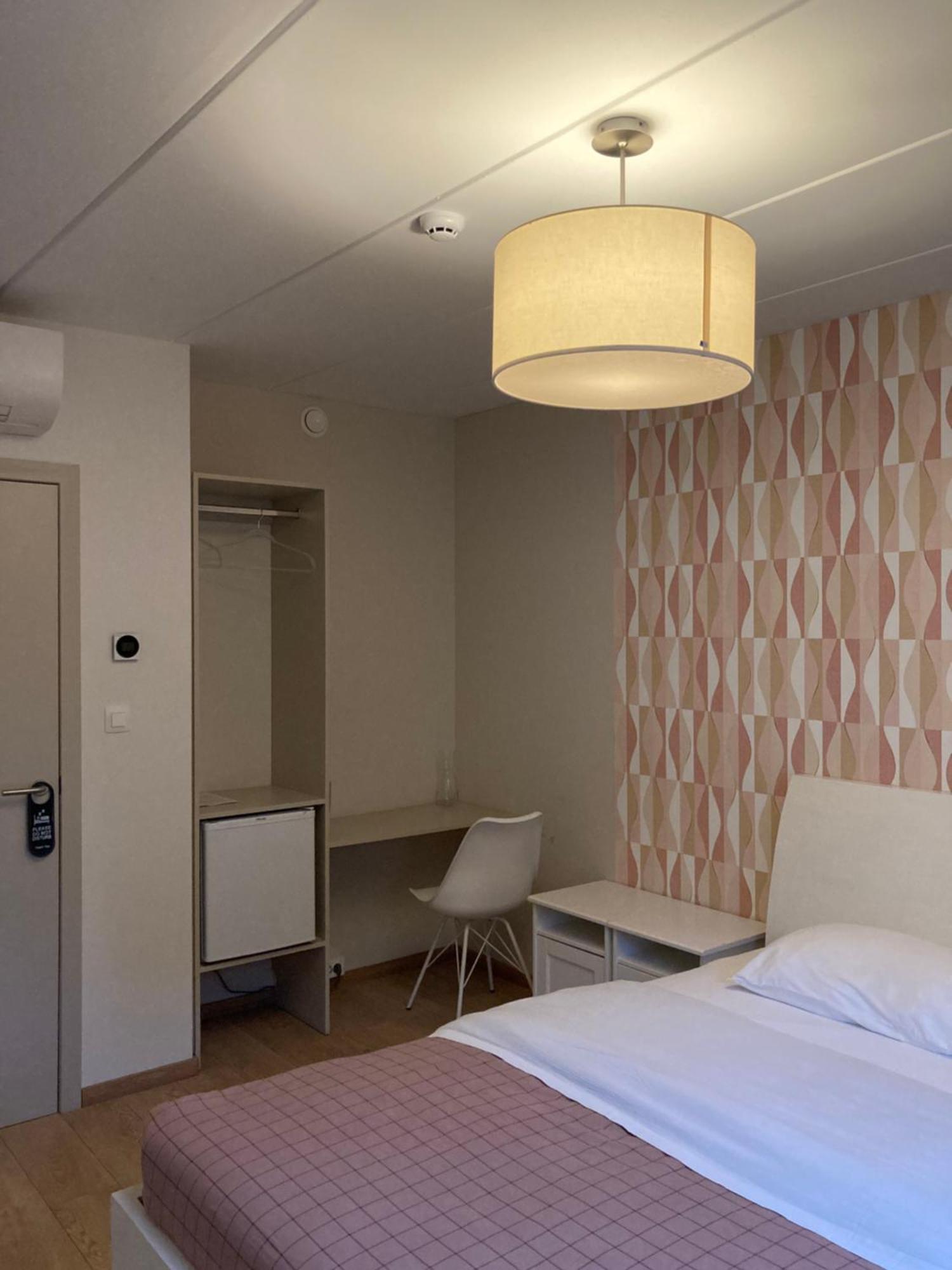 Cote Grange Hotel Турне Екстериор снимка